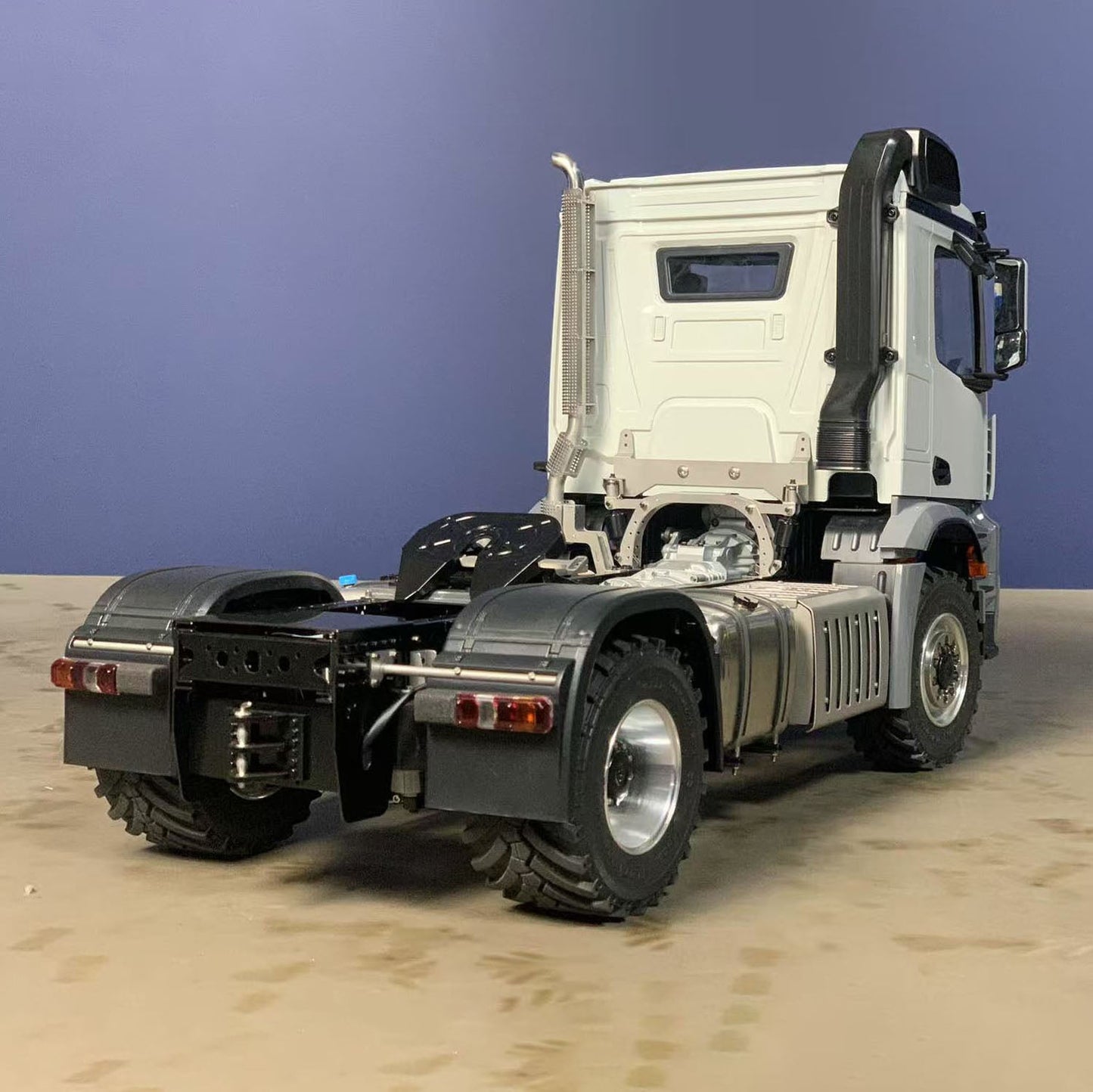 3Speed RTR Model 1/14 RC Tractor Truck BZ L44 Remote Control Farm Vehicle Metal 4x4 Chassis Axle Lock Flysky ST8 Radio Battery