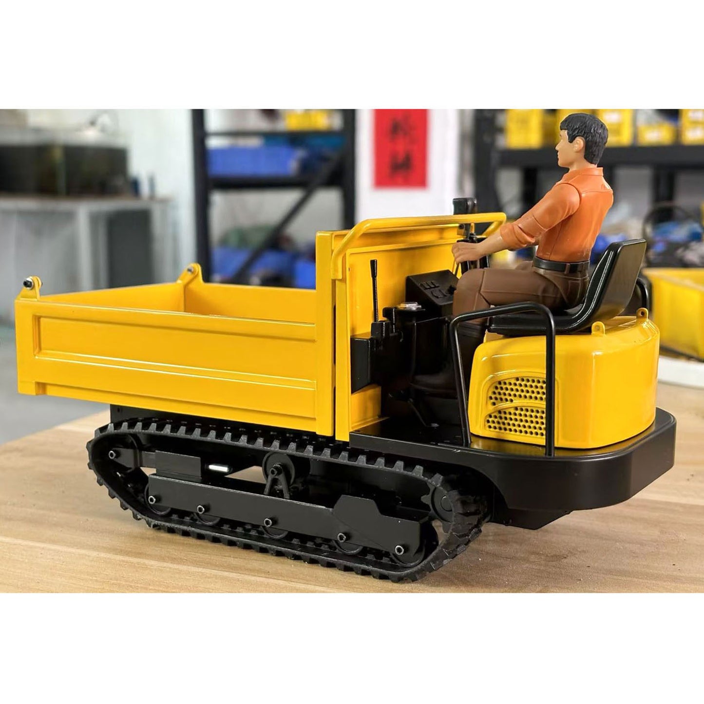 Metal 1/14 Remote Control Hydraulic Tracked Dumper Truck RC Tipper Model Construction Machine Light Battery Flysky Radio