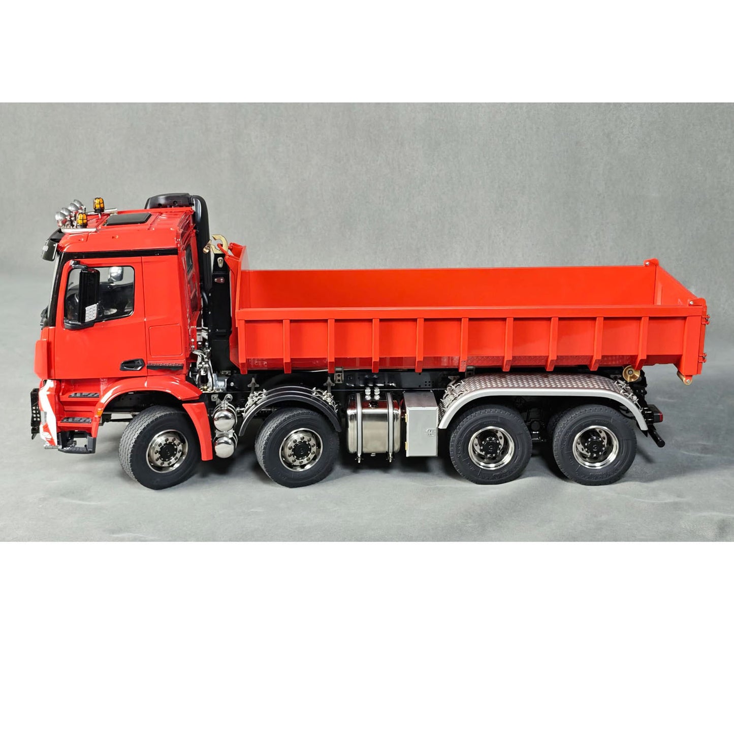 1/14 Remote Control Hydraulic Full Dumper 8*8 5 Valves RC Roll On Off Tipper Engineering Vehicle Differential Locks No Charger