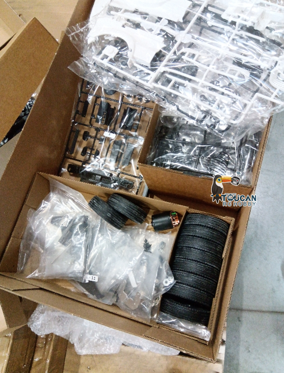 Fast Free Shipping Second Hand US Stock TOUCAN 1/14 RC 3Axles Low Top Tractor Truck Trailer KIT DIY Model