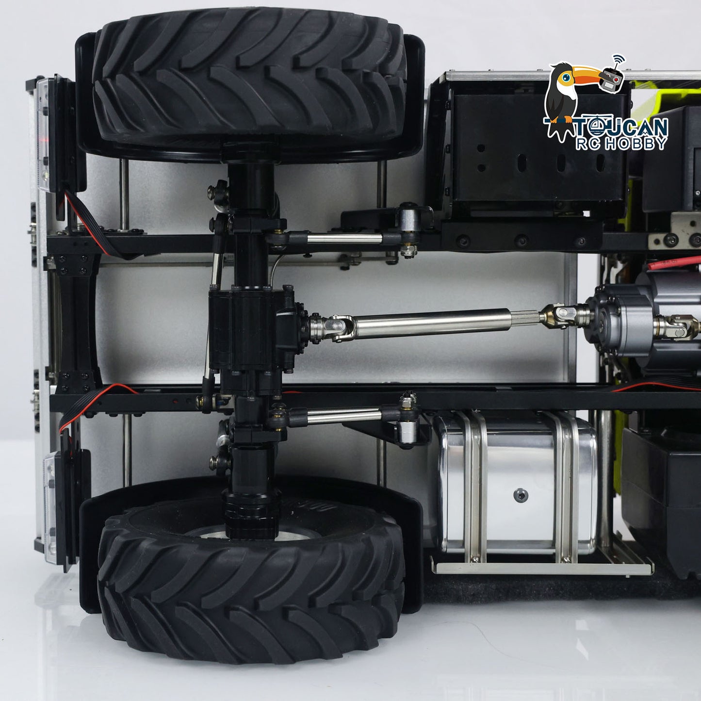 MD Unimog U423 RC with DUMBORC DDF350 Remote
