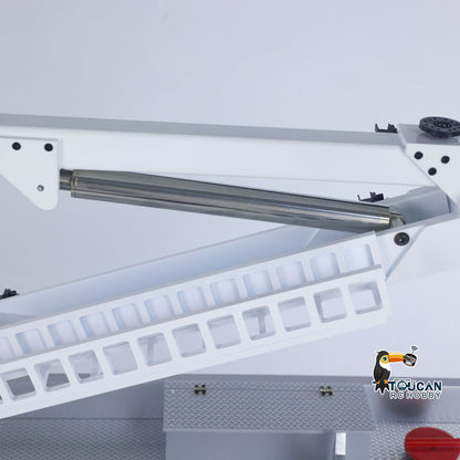 Simulated remote control fire fighting vehicle with motor esc servo lighting sound effects
