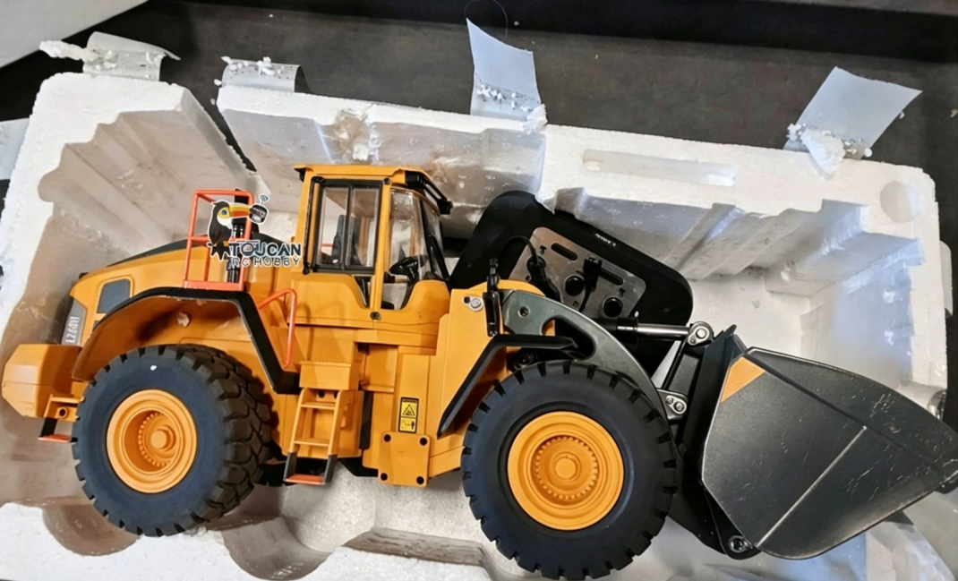 Free Shipping Second Hand CA Stock L260H Loader 1/16 Double Eagle E592 RC Loader Remote Control Car