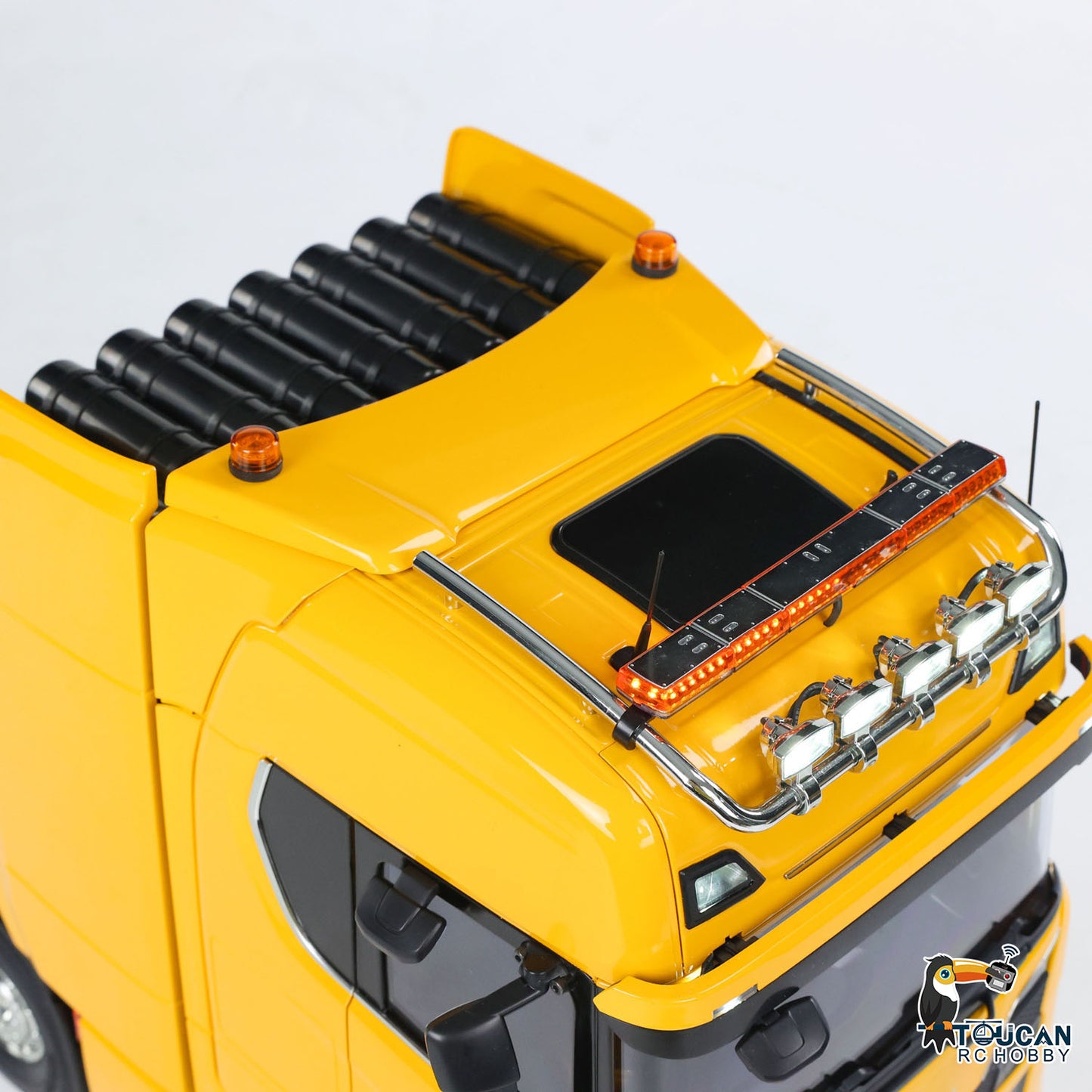ST8 handheld remote control simulation 8X4 tractor truck including battery charger motor servo esc parts
