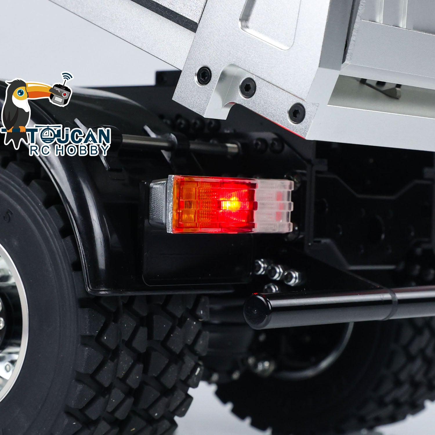 Red coated metal cab 8x8 LESU tipper truck hydraulic silver dump bed I6s remote light sound kit
