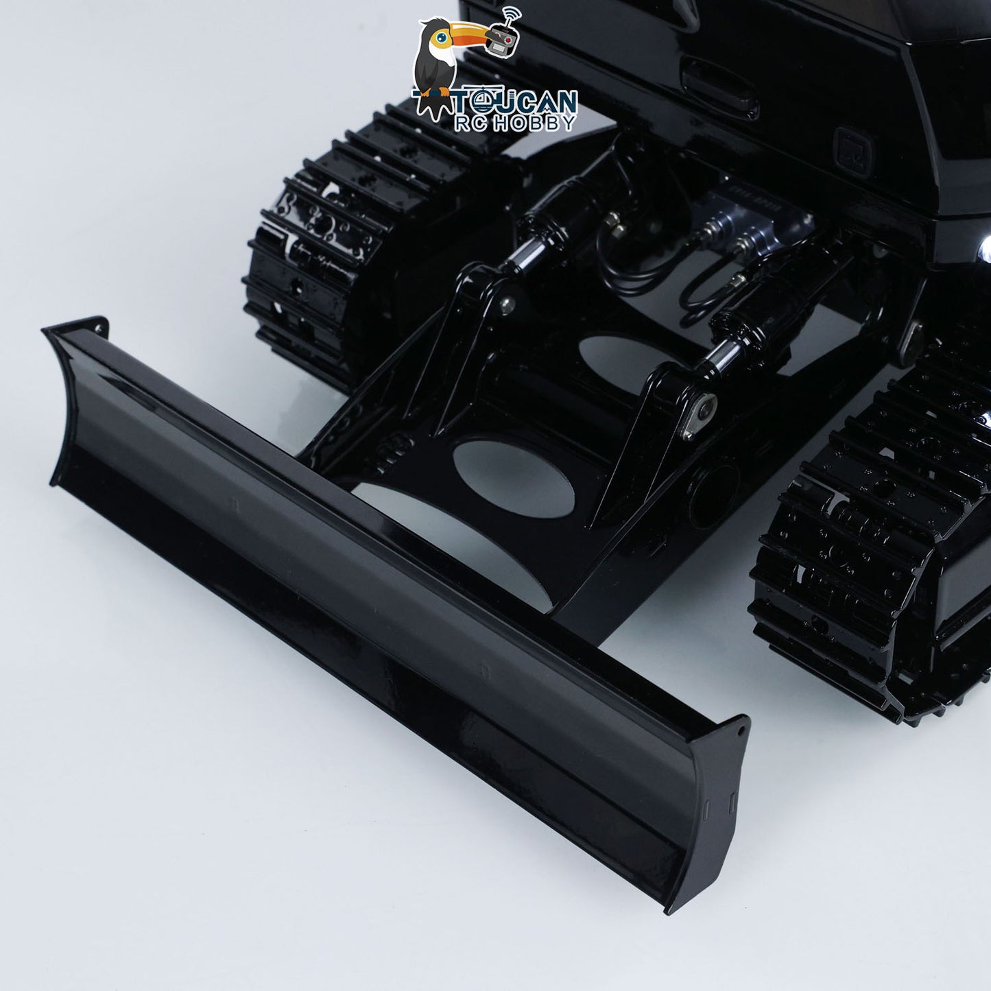 ST8 radio control hydraulic digger realistic simulation vehicle with detachable cab metal engine protective cover

