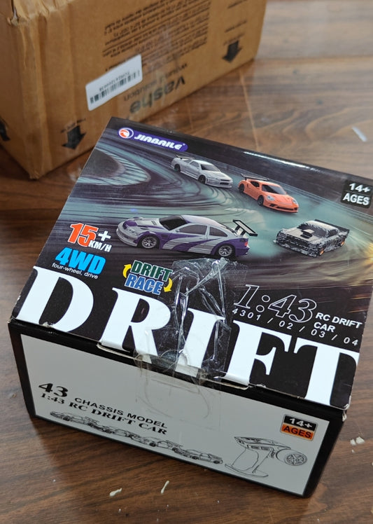 Second Hand CA STOCK RC 1/43 Scale Ready to Go Race Car Remote Control Drift Car 4WD Mini Toy Lights