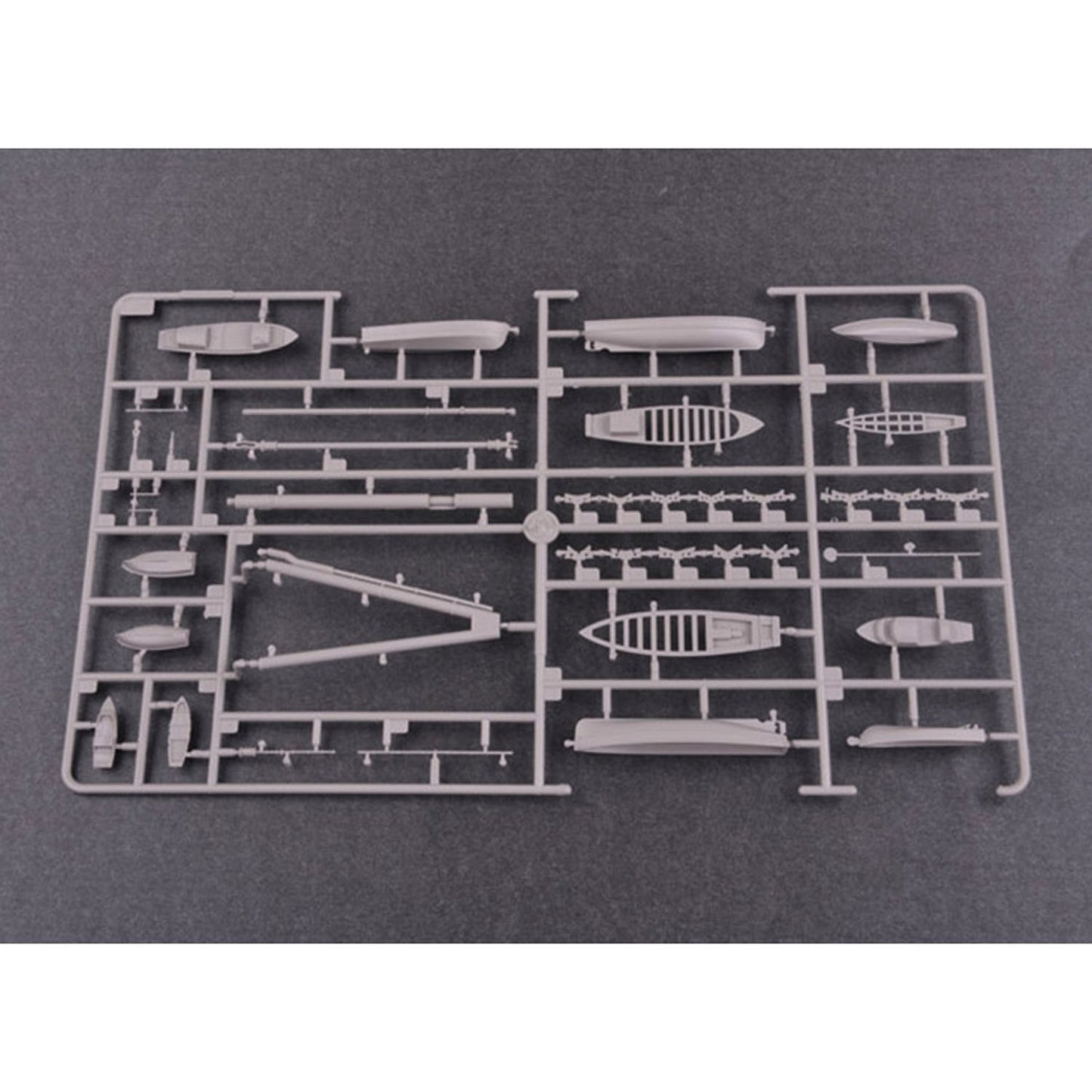 US Stock Trumpeter 03710 1/200 HMS Hood Battle Cruiser Warship Model Kit Plastc Boat