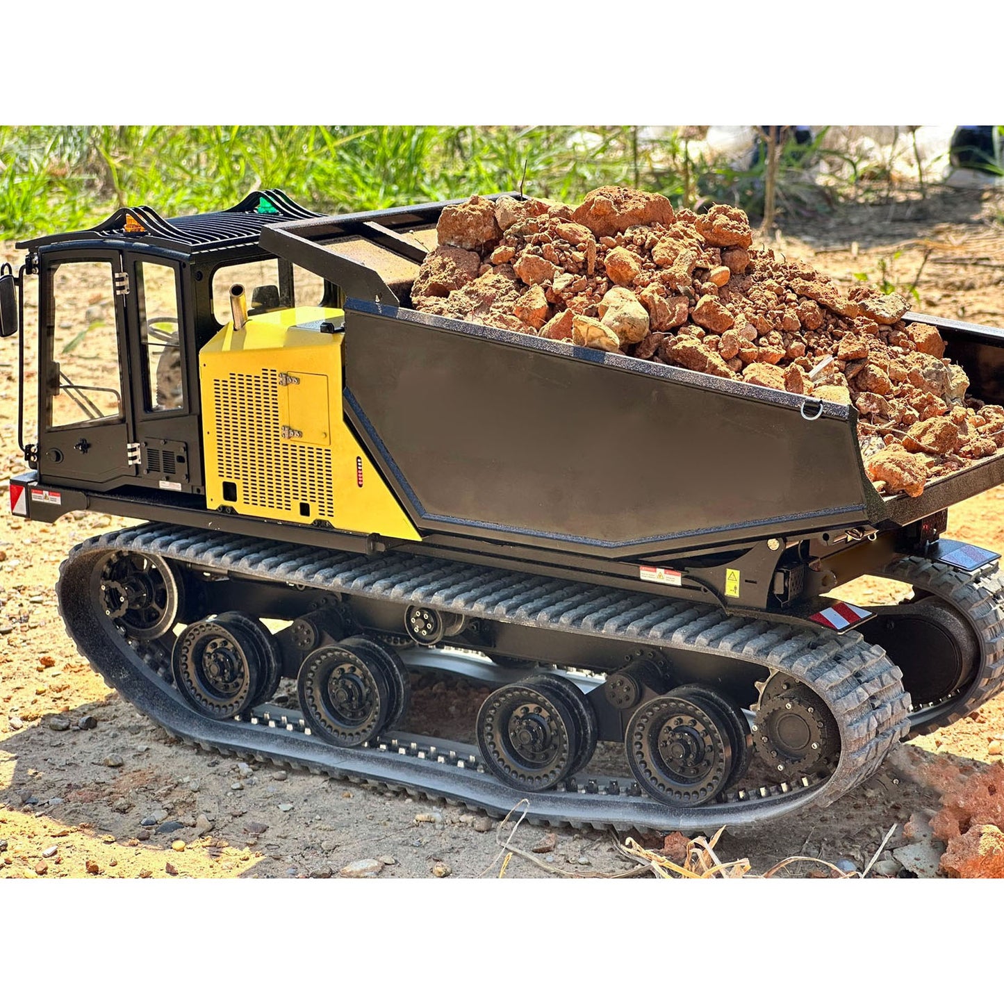 Super Frog T14R Panther 1/14 RC Hydraulic Crawler Dump Truck Remote Control Metal Tracked Tipper Construction Vehicles Frsky X14