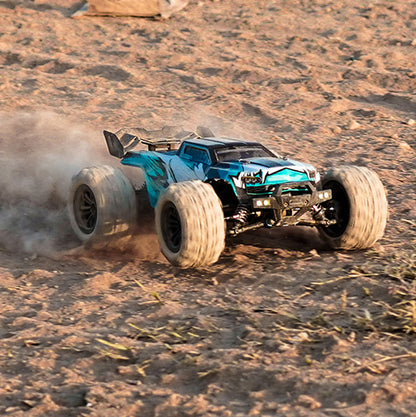 1:16 2.4Ghz RC High Speed Off Road Vehicle 70km/h 4*4 Remote Pickup Truck RTR Car Metal Drive Shaft Brushless Motor Battery