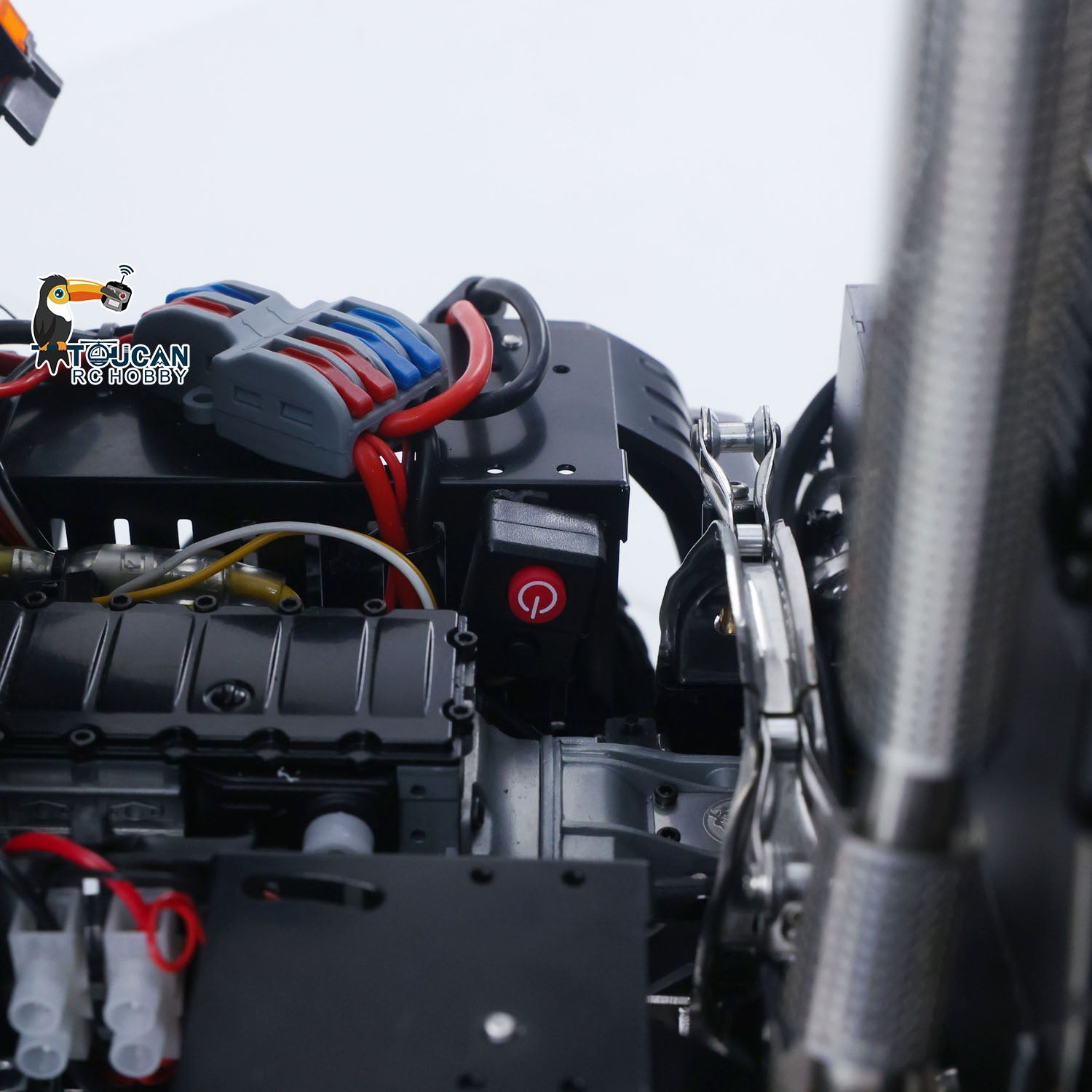 Factory finished agricultural RC tractor package excluding rechargeable battery and charger

