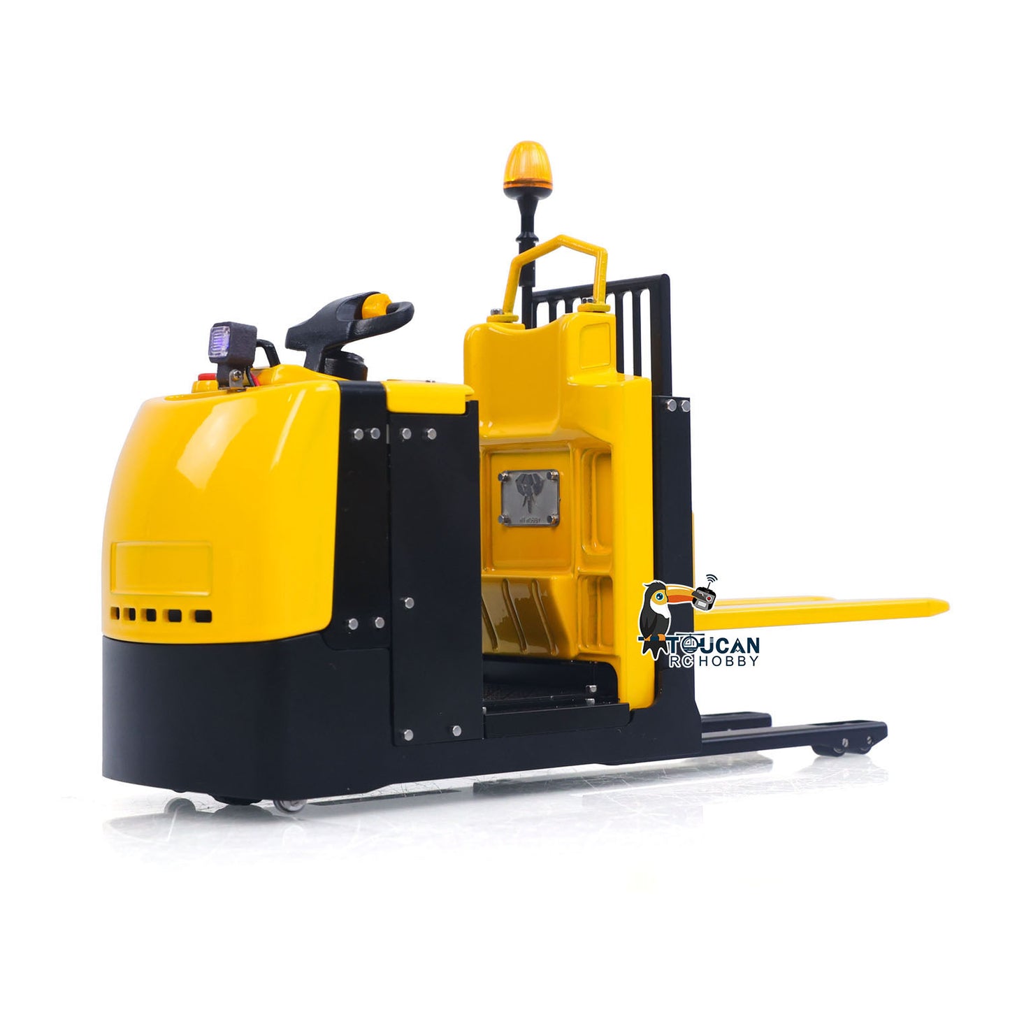I6S radio controlled metal forklift matching 2S 700mAh rechargeable battery pack
