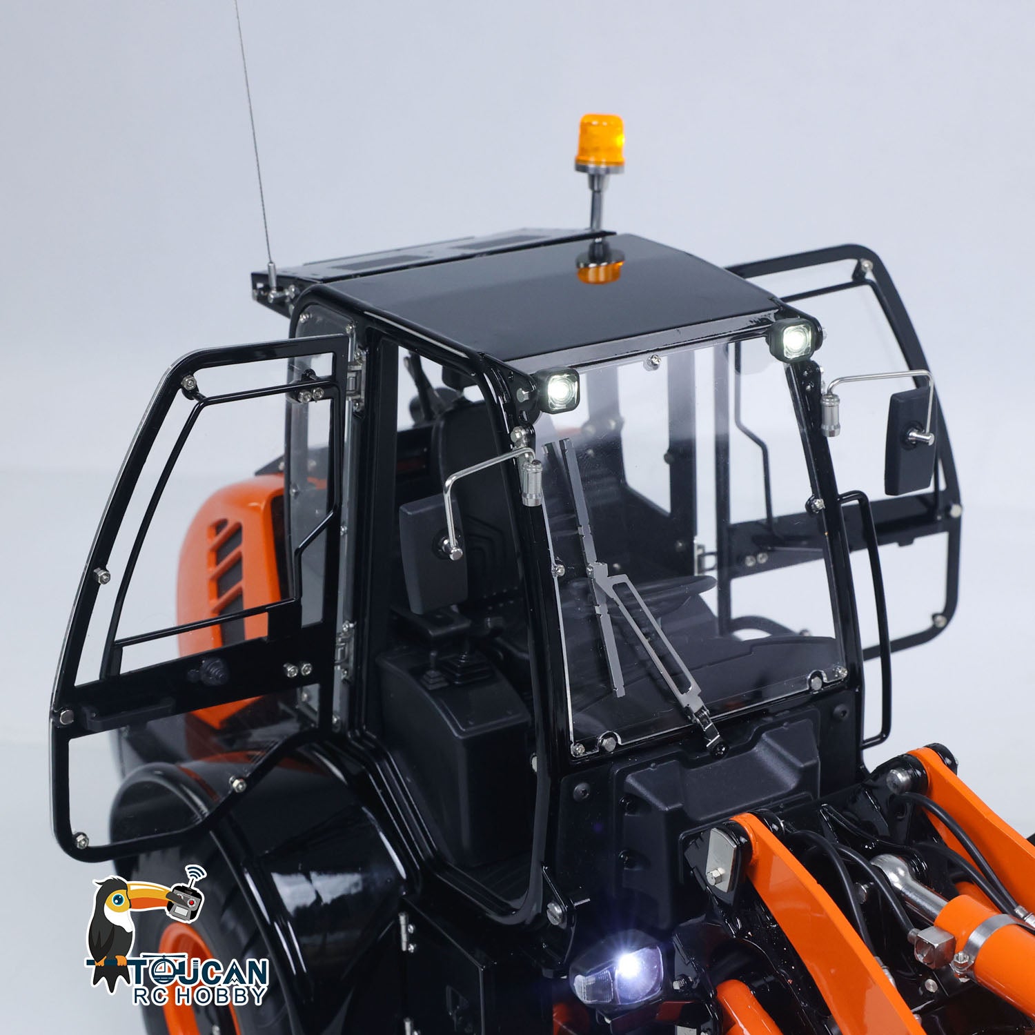 Metal remote control engineering loader with manual differential lock
