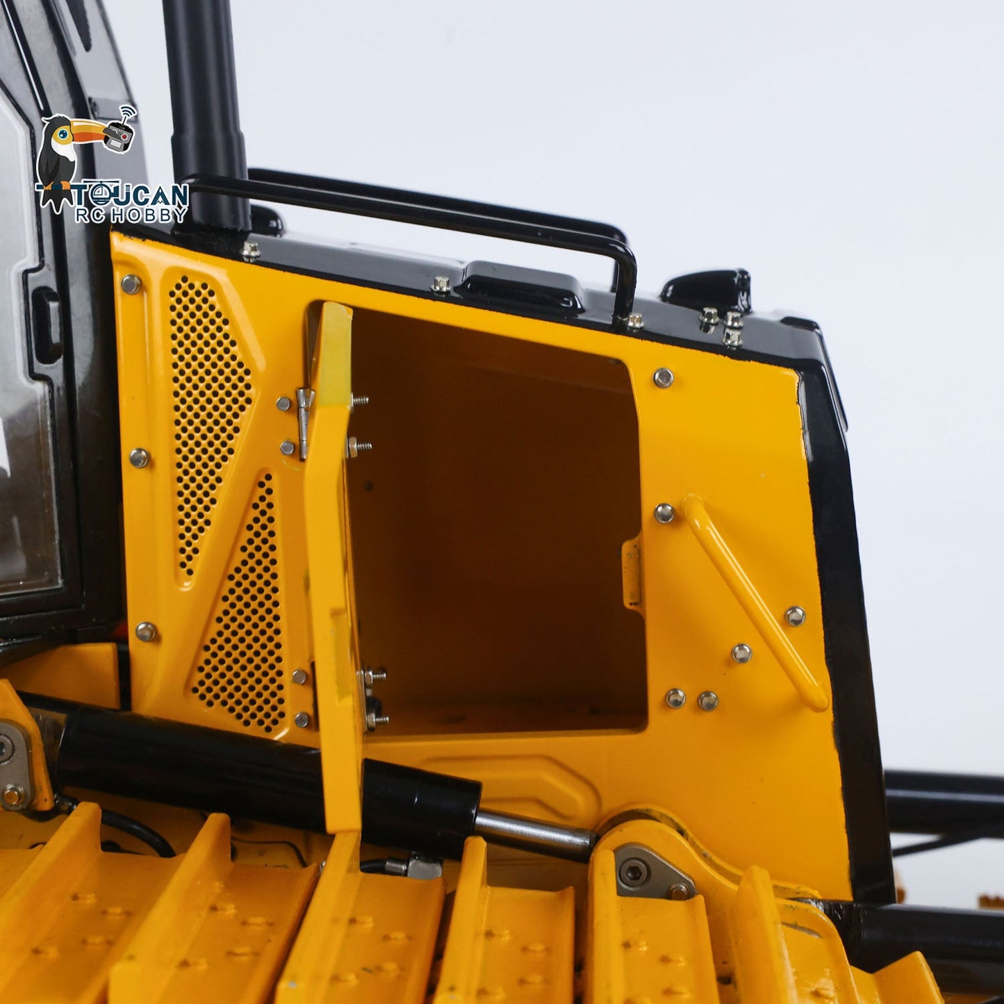 Yellow black color CAT D3 RC hydraulic bulldozer model
