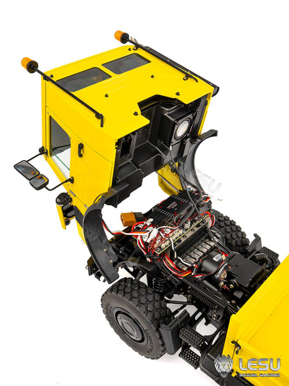 Four wheel drive heavy duty off road vehicle
