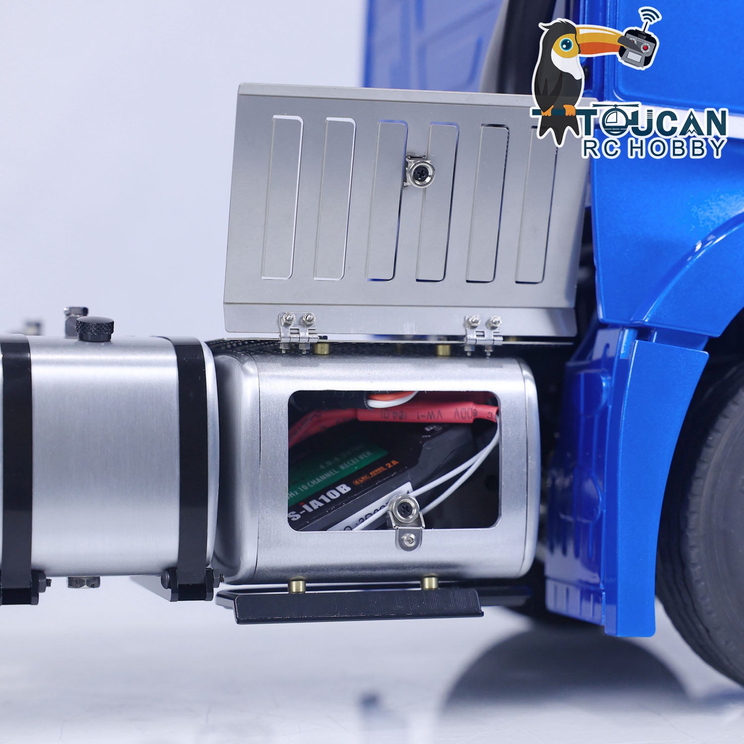 Full option RC tractor pre‑painted blue white with sound light module
