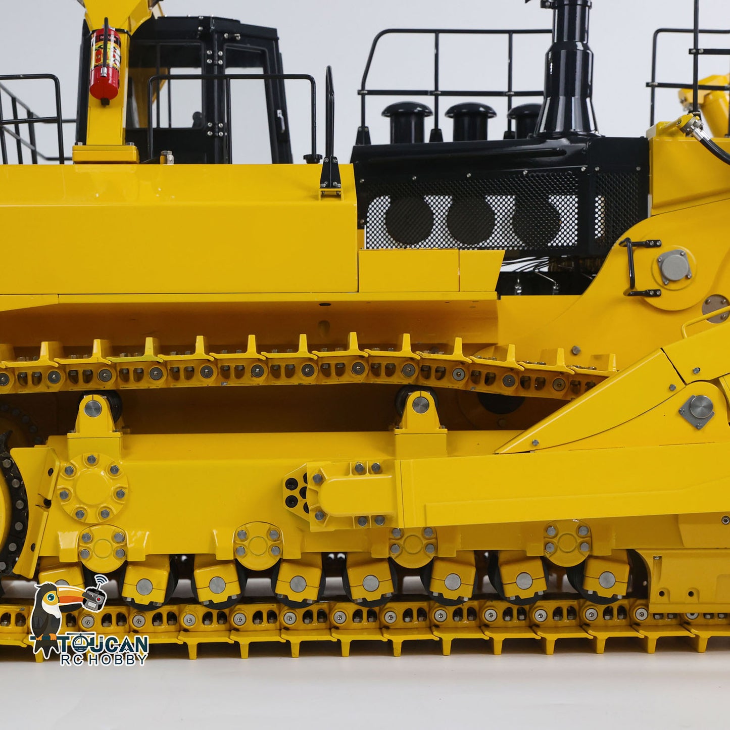power motor component detail of metal rc dozer model
