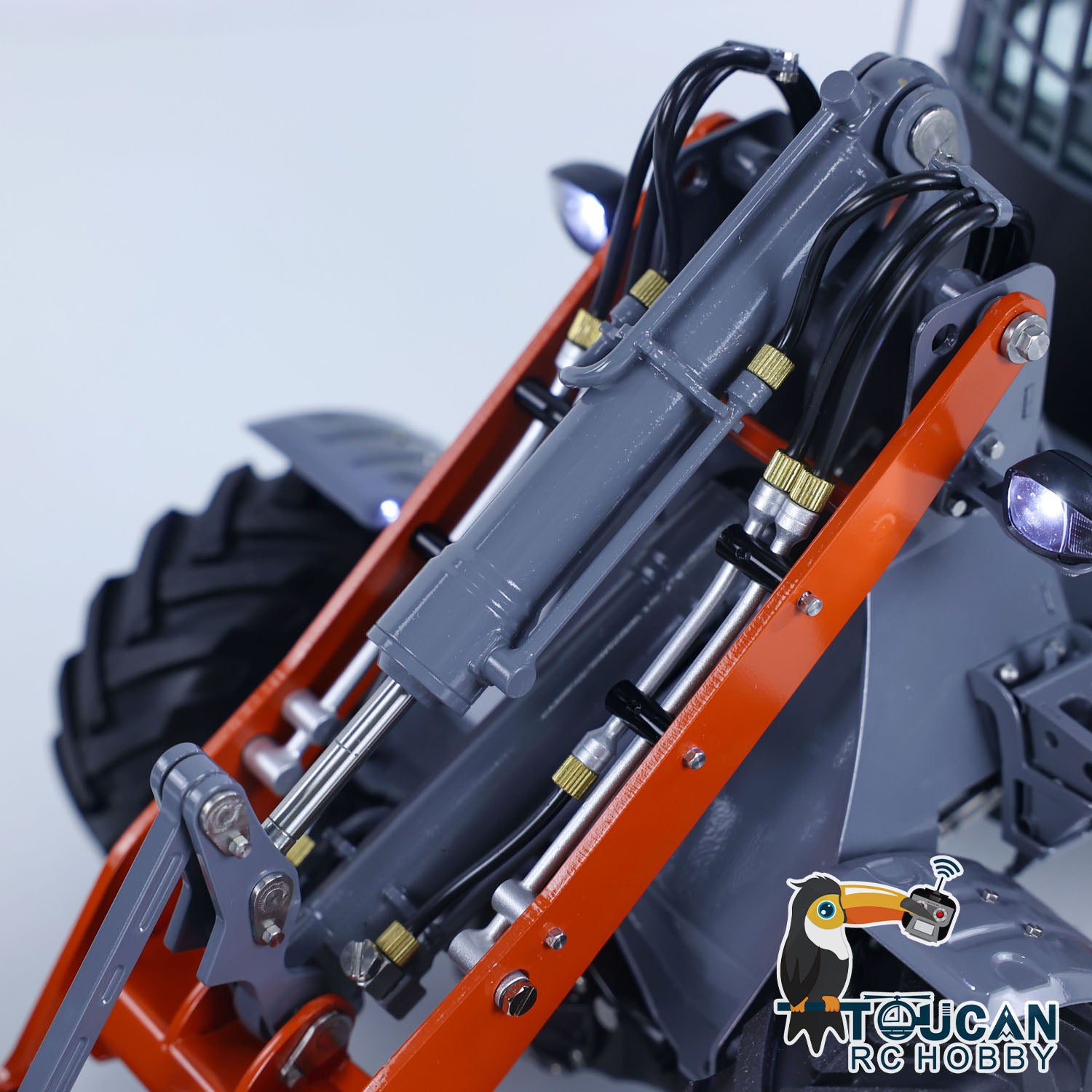 Hydraulic cylinder and arm detail of AOUE MCL8 wheel loader, showing realistic mechanical structure and pipe lines
