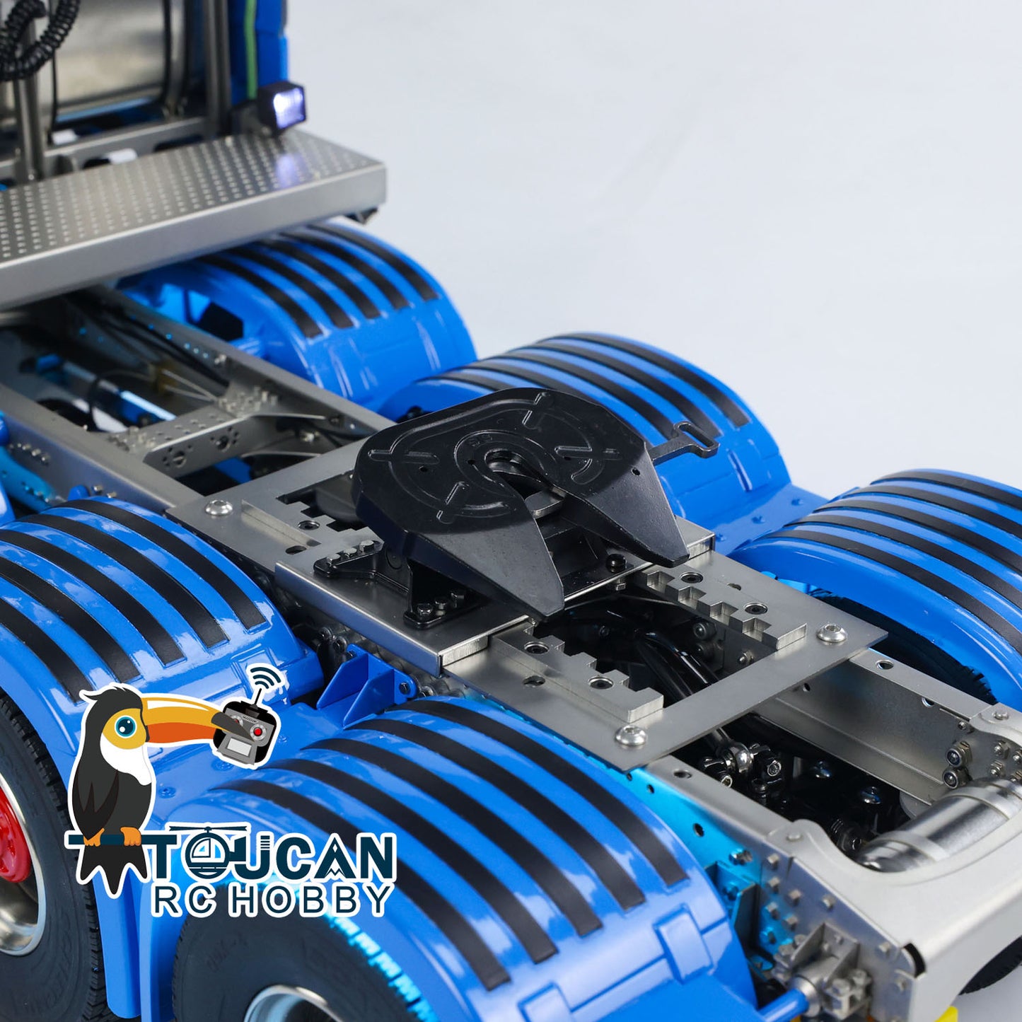 Powerful drive system heavy weight towing truck model
