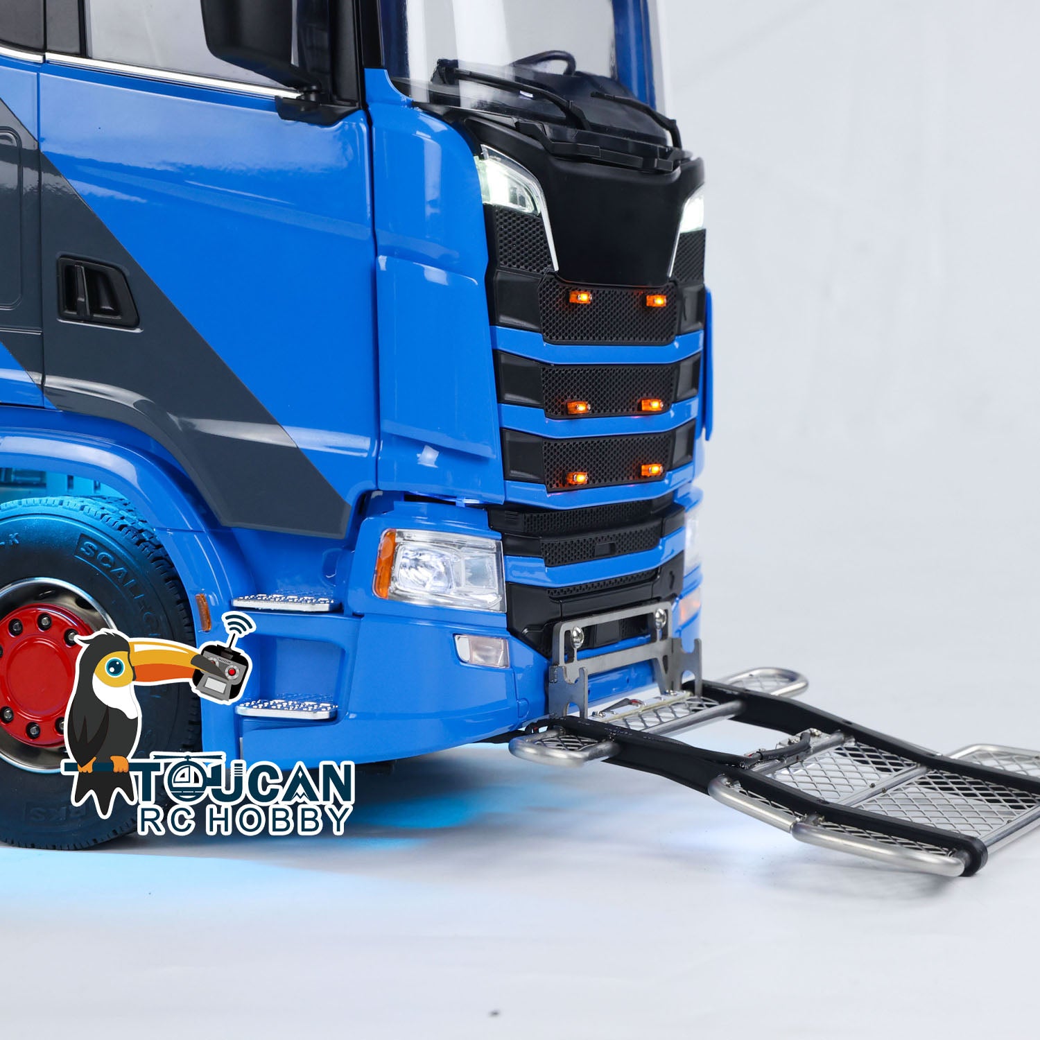 ScaleC realistic simulation off-road tractor model
