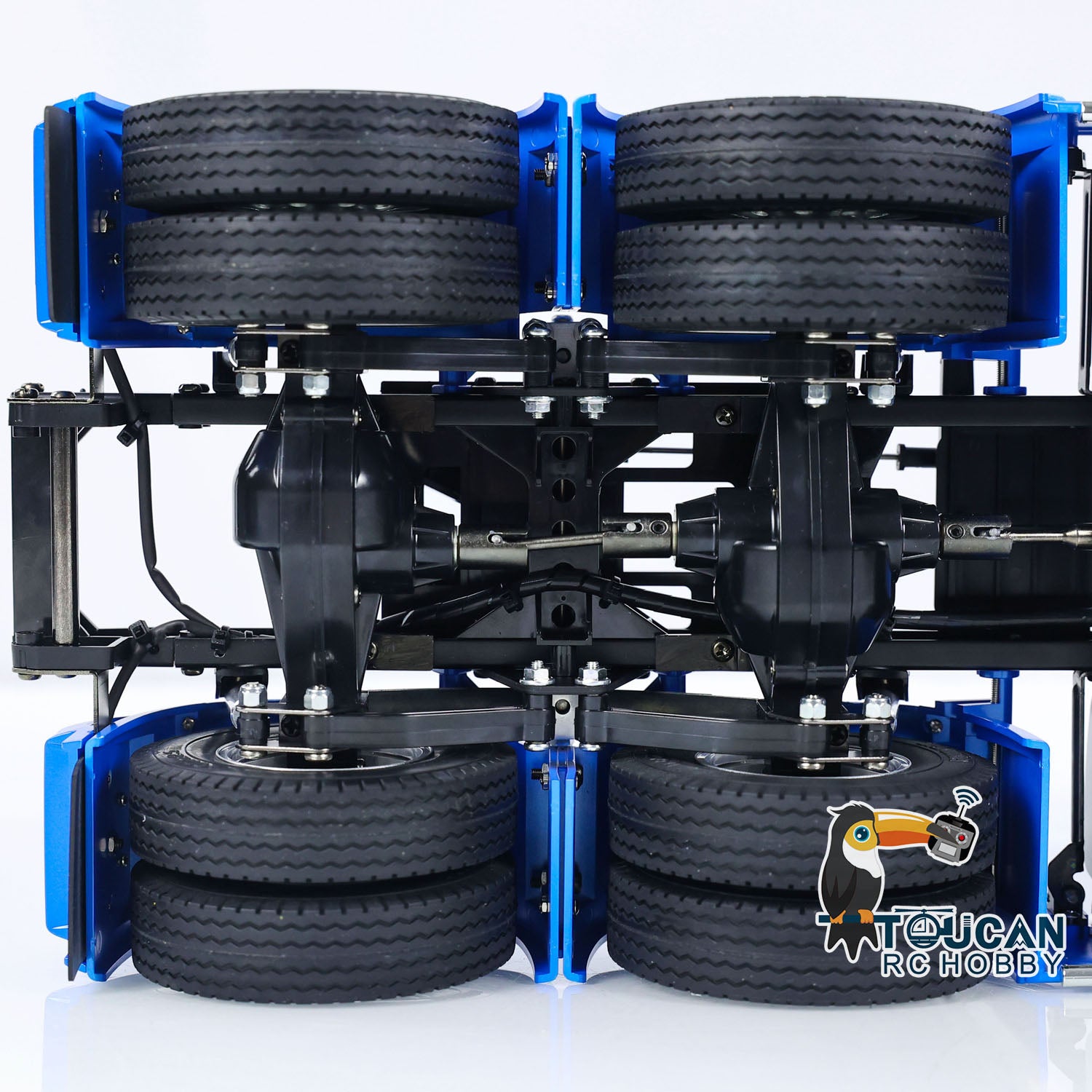 Realistic RC Heavy Tractor
