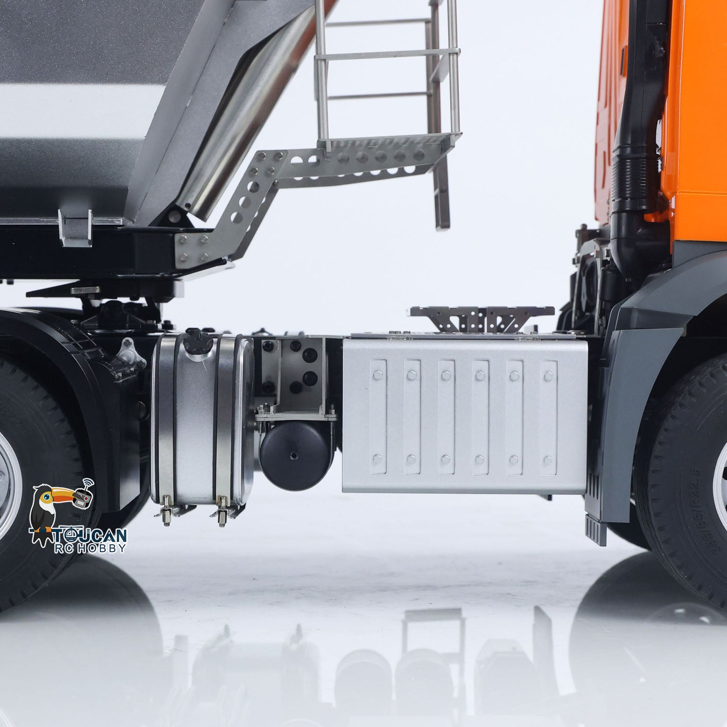 RC Heavy Haulage Truck With Self Dumping Trailer
