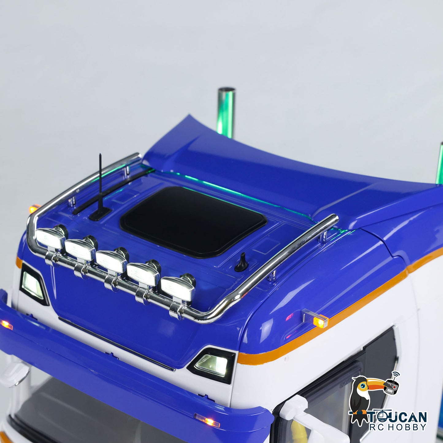 Ready to run 1/14 Scania 770S 6x6 RC tow head, complete ST8 remote control battery charger sound smoke light set
