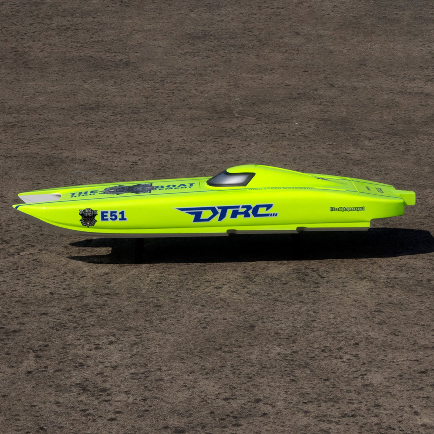 High speed E51 water vehicle remote control fiber glass hull dual brushless drive
