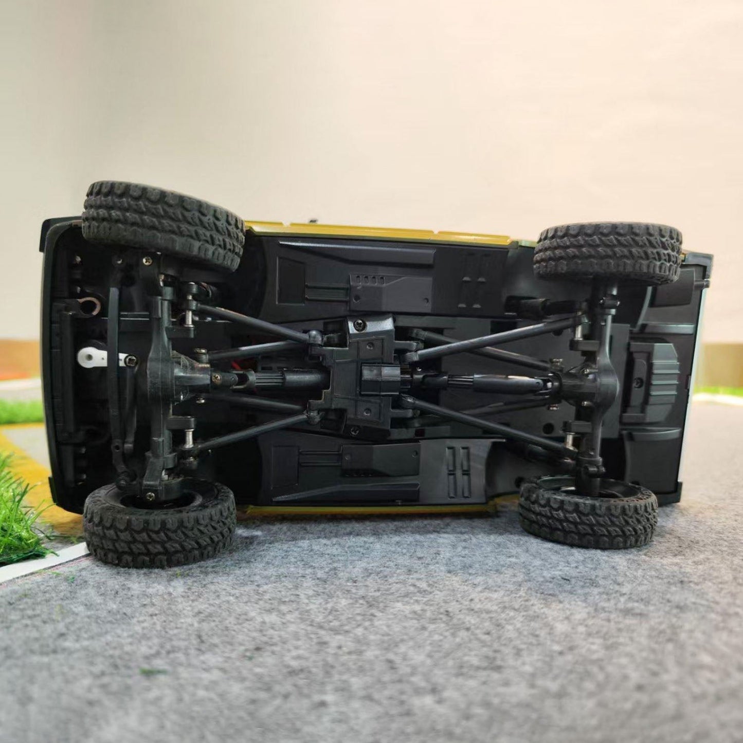 In Stock 1/18 2.4G RC Rock Crawler Car LDRC LD18401 4WD Remote Control Climbing Car Simulation SUV Vehicles Brushed Motor ESC Servo RTR